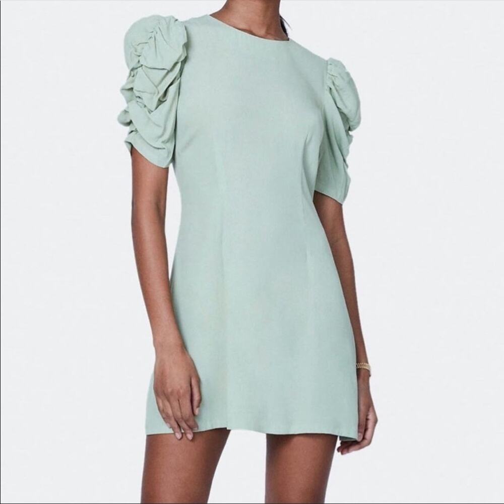 Billie the Label Helena Mini Dress Women’s Size 2 Sage‎ Green NWT